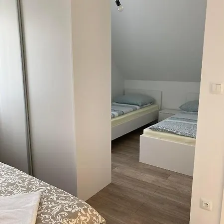 Lägenhet Dom Na Borowkowym Wzgorzu *