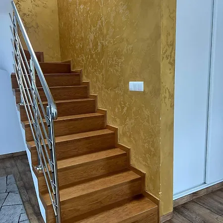 Dom Na Borówkowym Wzgórzu Palesnica