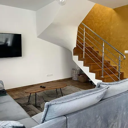 Dom Na Borowkowym Wzgorzu * Palesnica